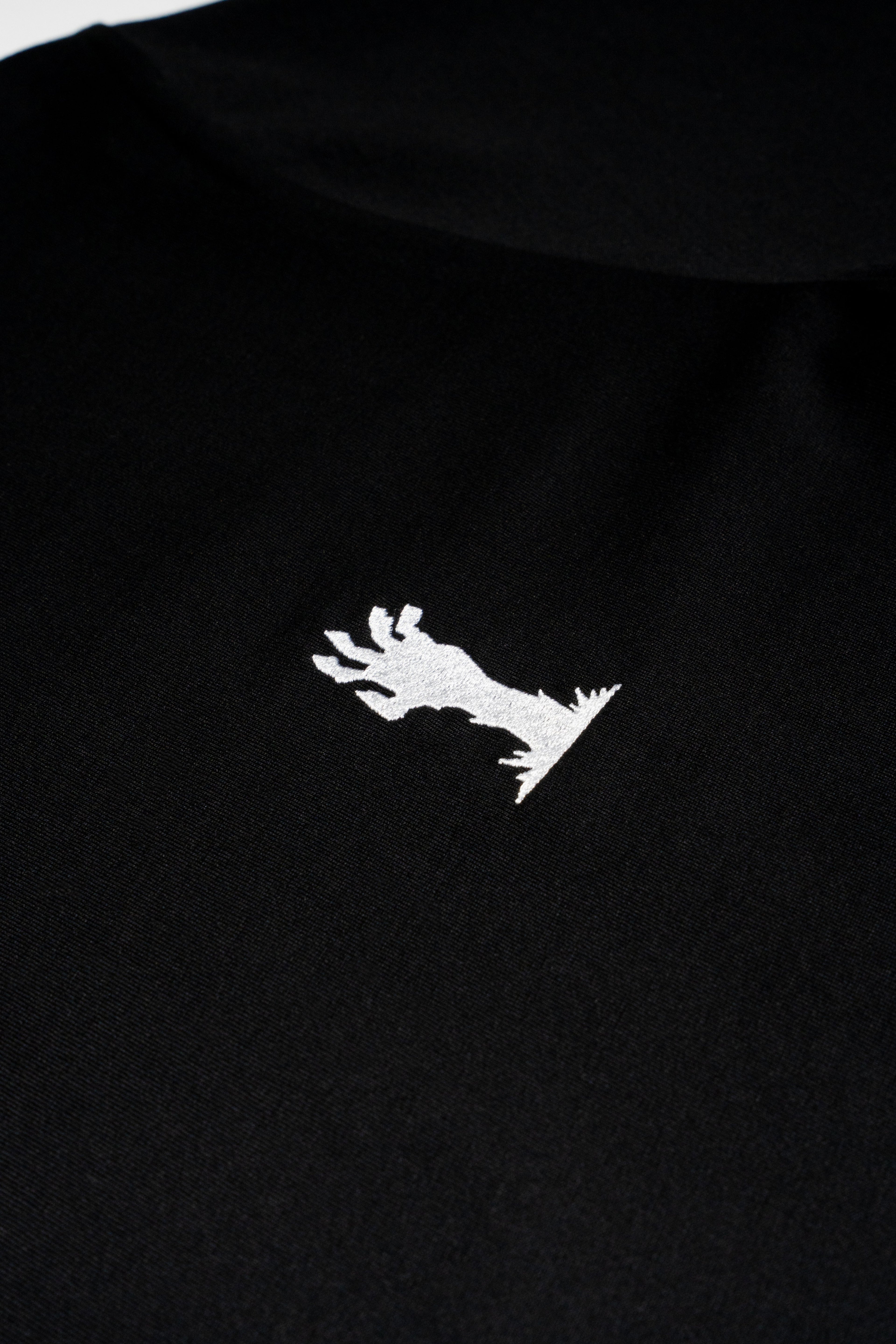T-shirt Dancing Dead détail de la main